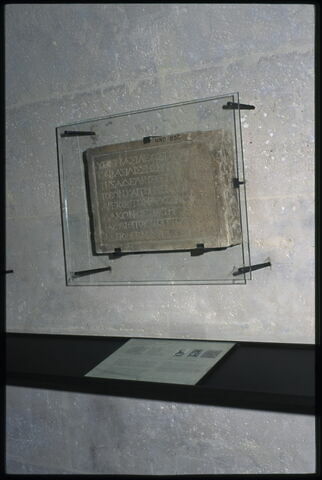 plaque ; inscription, image 2/2