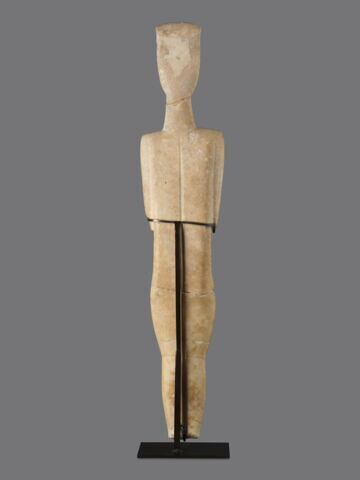 statuette, image 2/4