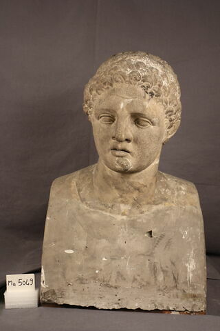 statue, image 1/6