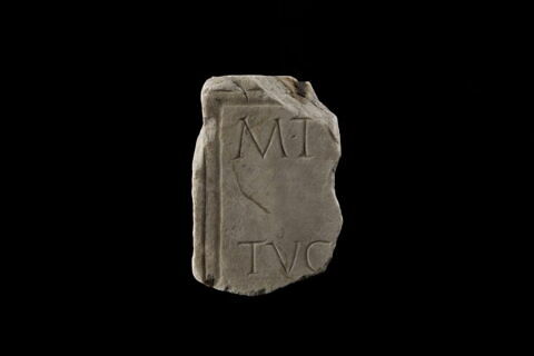 inscription, image 2/2