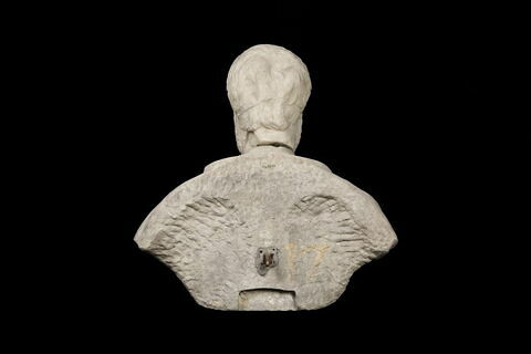 statue, image 4/4