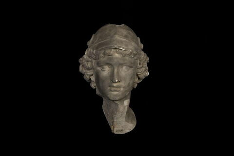 statue, image 2/7