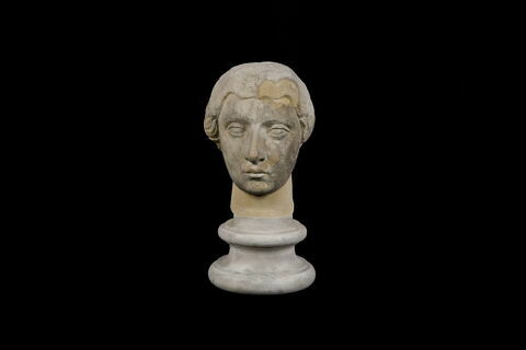 statue, image 1/4