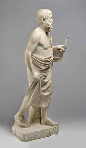 statue, image 9/17