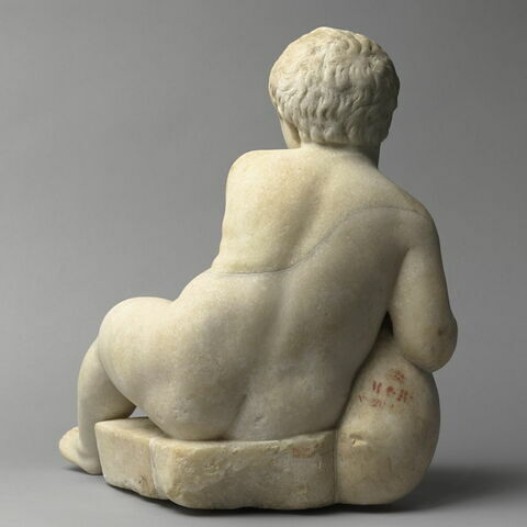 statue, image 2/5