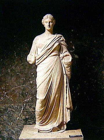 statue, image 6/10