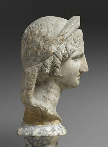 statue, image 4/4