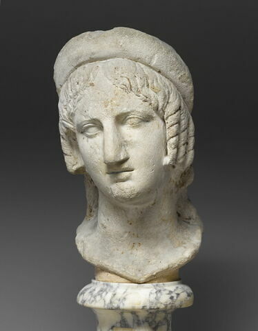 statue, image 1/4