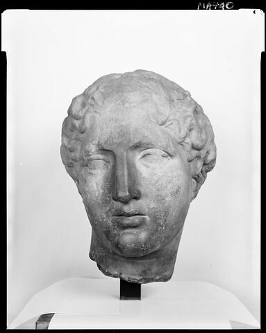 face, recto, avers, avant © 1990 Musée du Louvre / Patrick Lebaube