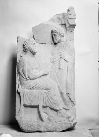 stèle funéraire, image 3/3