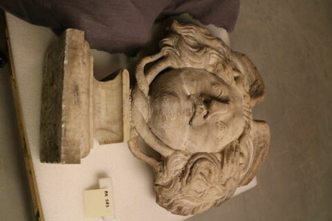 relief, image 2/3