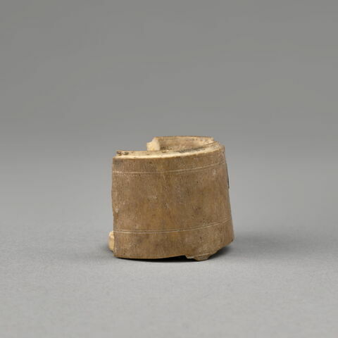 pyxis, image 1/2