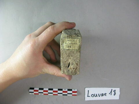 brique, image 3/3