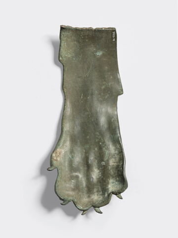 statue, image 2/3