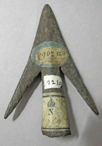 pointe de lance  ; pointe de flèche, image 1/1
