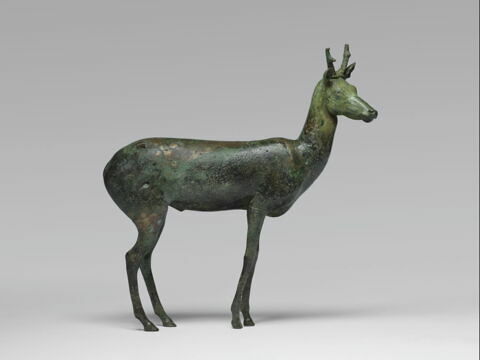 statuette, image 2/4