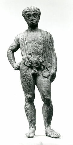 statuette, image 2/2