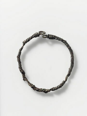 bracelet, image 1/2