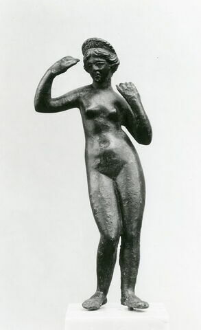 statuette