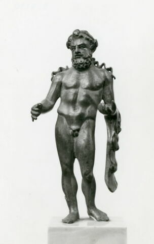 statuette
