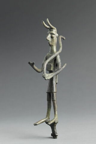 Statuette votive d'un archer, image 3/4