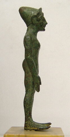 statuette, image 2/4