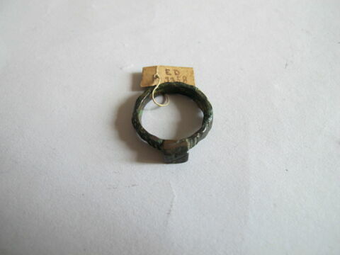 bague, image 1/2