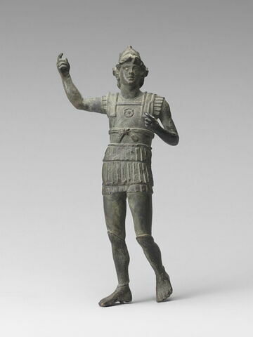 statuette, image 1/1