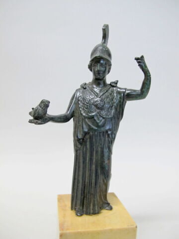 statuette, image 3/3