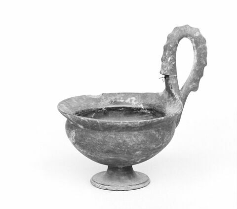 kyathos, image 1/1