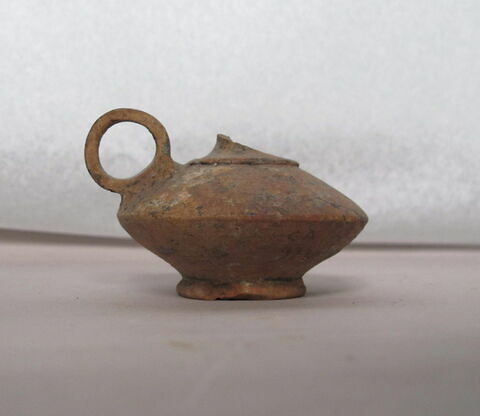 guttus, image 3/3
