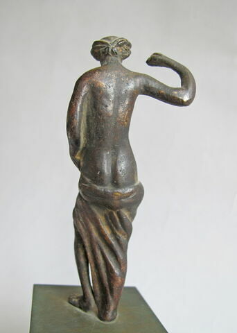statuette, image 3/3
