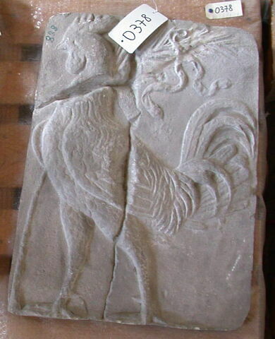 relief ; Tirage d’un relief représentant un coq