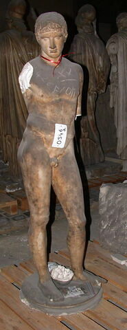 Tirage d'une statue de jeune homme nu, dite notamment "l'Idolino" et "Buon Evento"