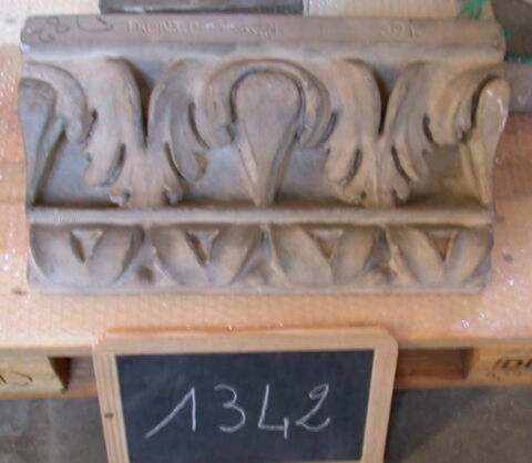 frise, image 1/1