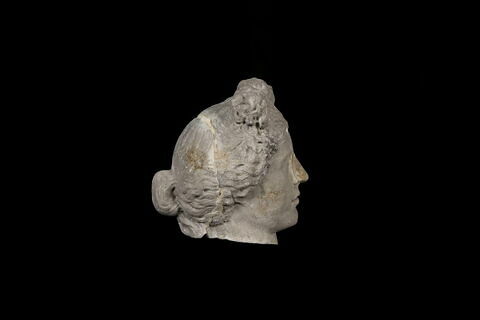statue, image 3/4