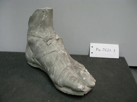 statue, image 1/1