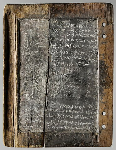 tablette ; cahier de Papnoution