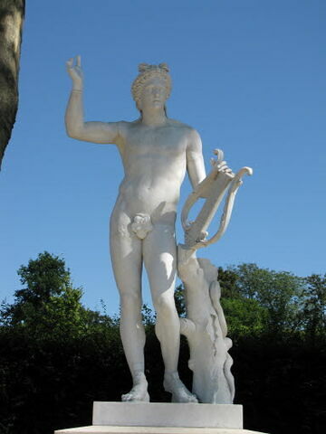 statue, image 2/4