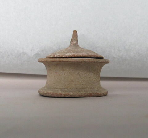 pyxis avec couvercle, image 3/3