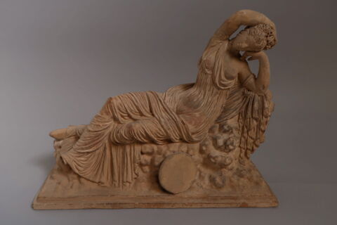 figurine