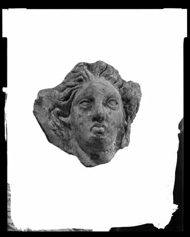 antéfixe  ; plaque, image 1/1