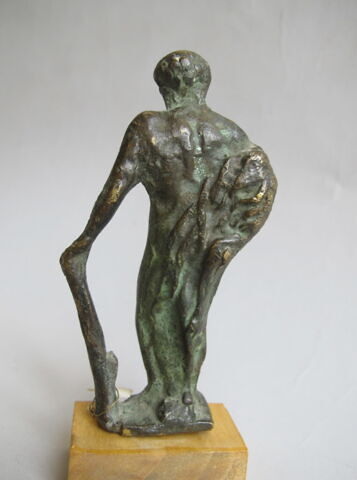 statuette, image 2/2