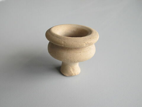 pot, image 1/1