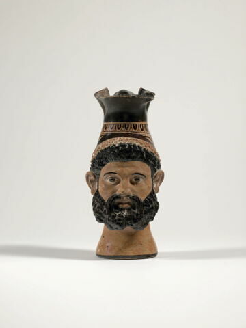 vase plastique ; œnochoé, image 1/4