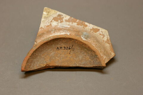 Fragment de coupelle, image 2/2