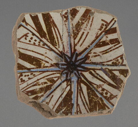 Fond de coupe ou de plat, image 1/1