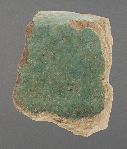 Bord de coupe ou bassin à glaçure verte, image 1/1