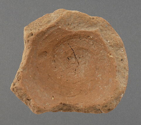 Base de vase ou jarre, image 1/1