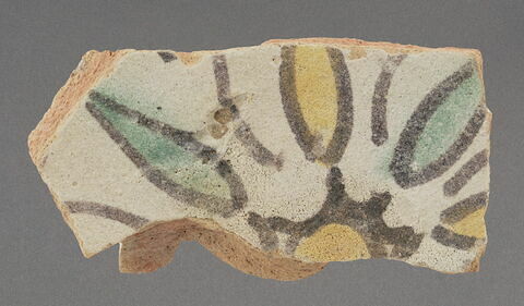 Fond de coupe à décor jaune, vert, brun et blanc, image 1/1